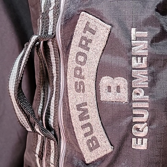 B.U.M. equipment. SPORT. Duffel Bag W/strap. DEADSTOCK W/tags. NEW - Picture 2 of 15